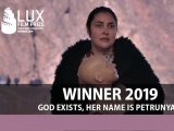 Petrunija, Lux nagrada