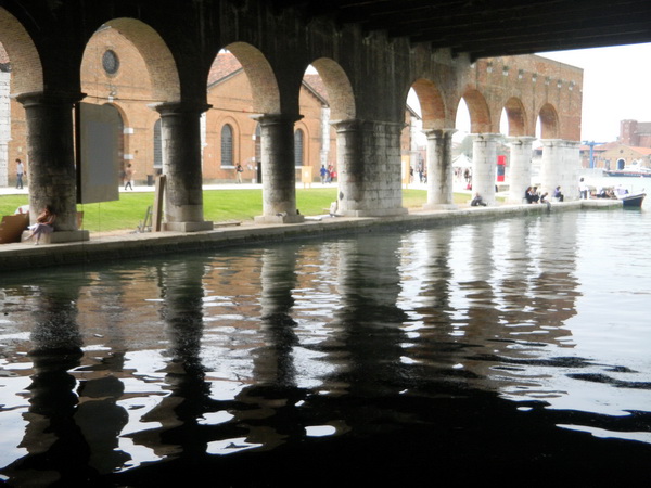 Ukrajina možda propušta Bijenale u Veneciji