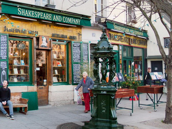 Apel kultne pariske knjižare zbog gubitaka
