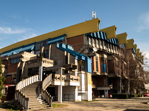 Hala Pionir